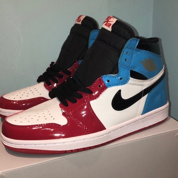 Air Jordan 1 High Fearless - Picture 3 of 7